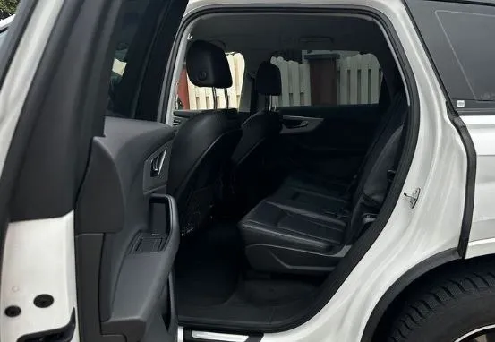 Audi Q7 50TDI Quattro Image 9